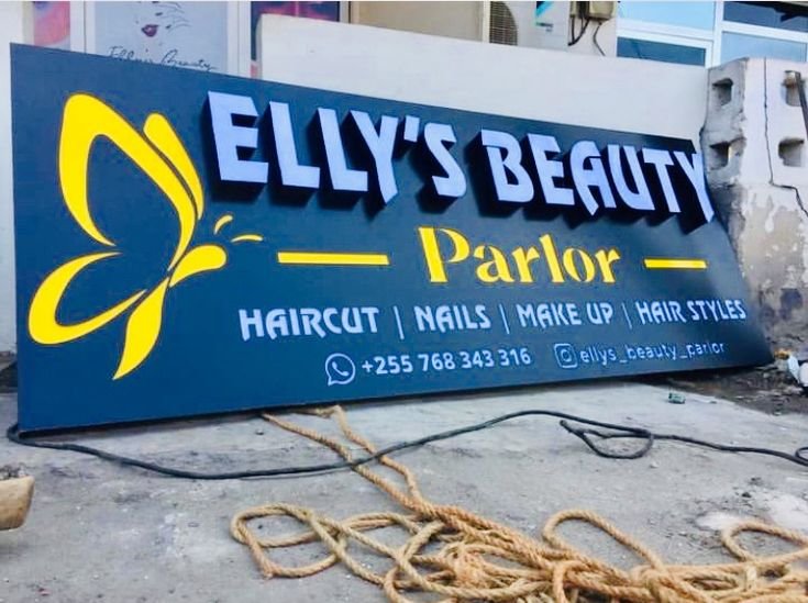 Display Vitrine #35 - Israss PUB